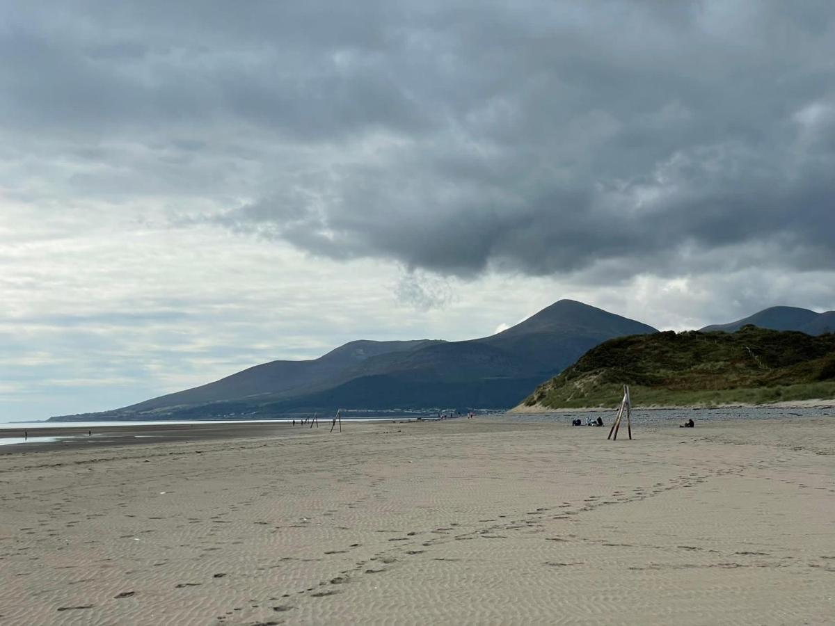 Tonn Ruray Sea View Luxury 2 Bed Apartment Dundrum Extérieur photo