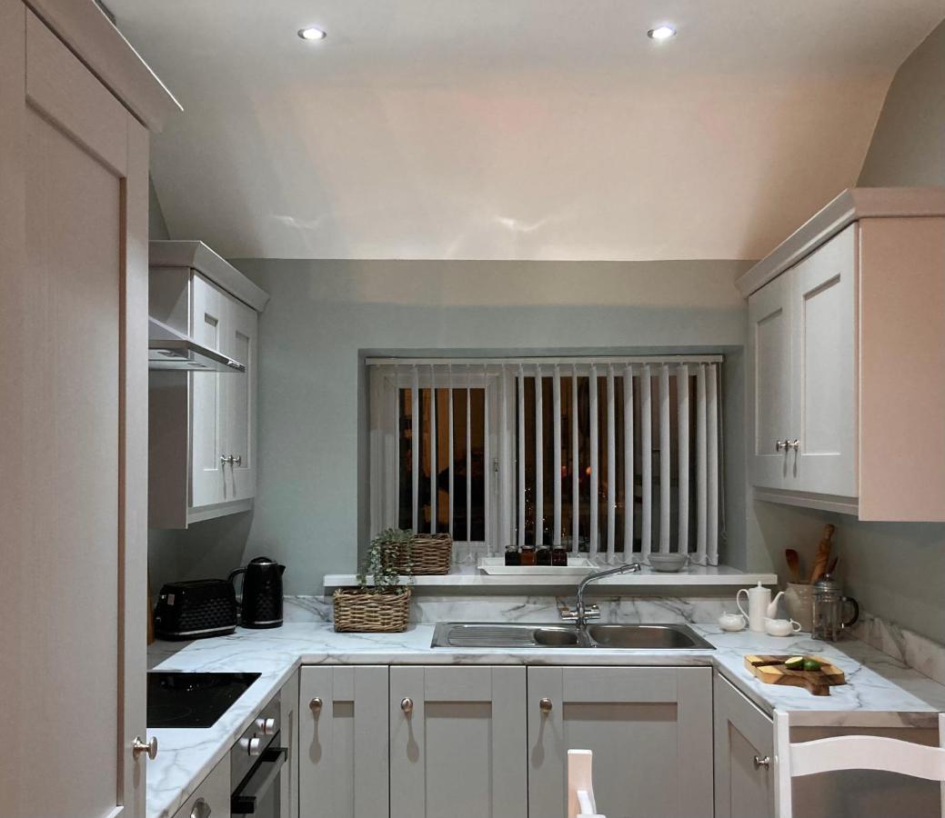 Tonn Ruray Sea View Luxury 2 Bed Apartment Dundrum Extérieur photo