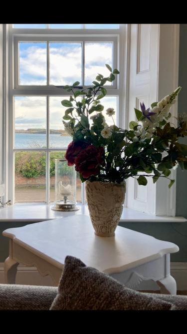 Tonn Ruray Sea View Luxury 2 Bed Apartment Dundrum Extérieur photo